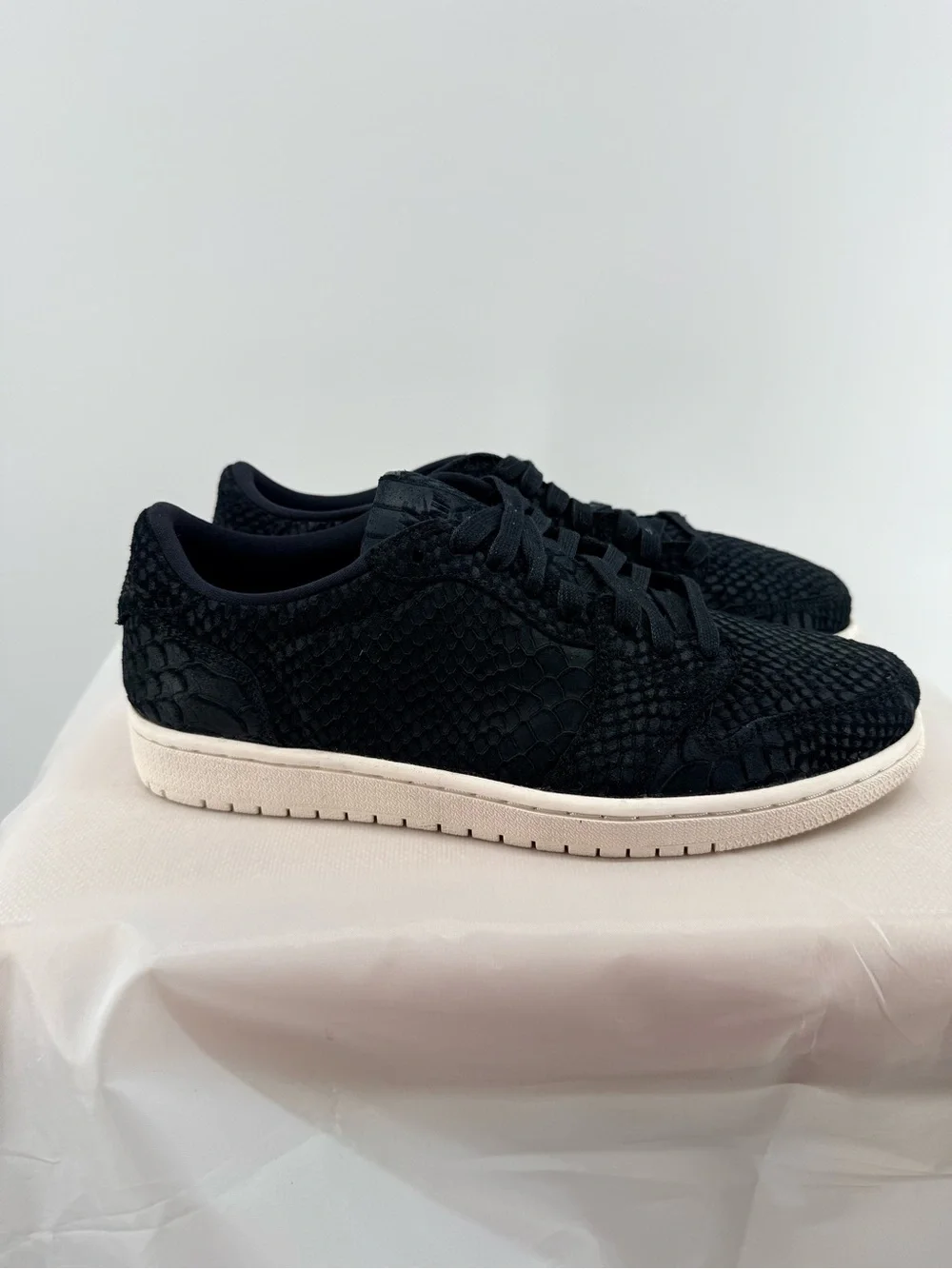 Jordan stylish black